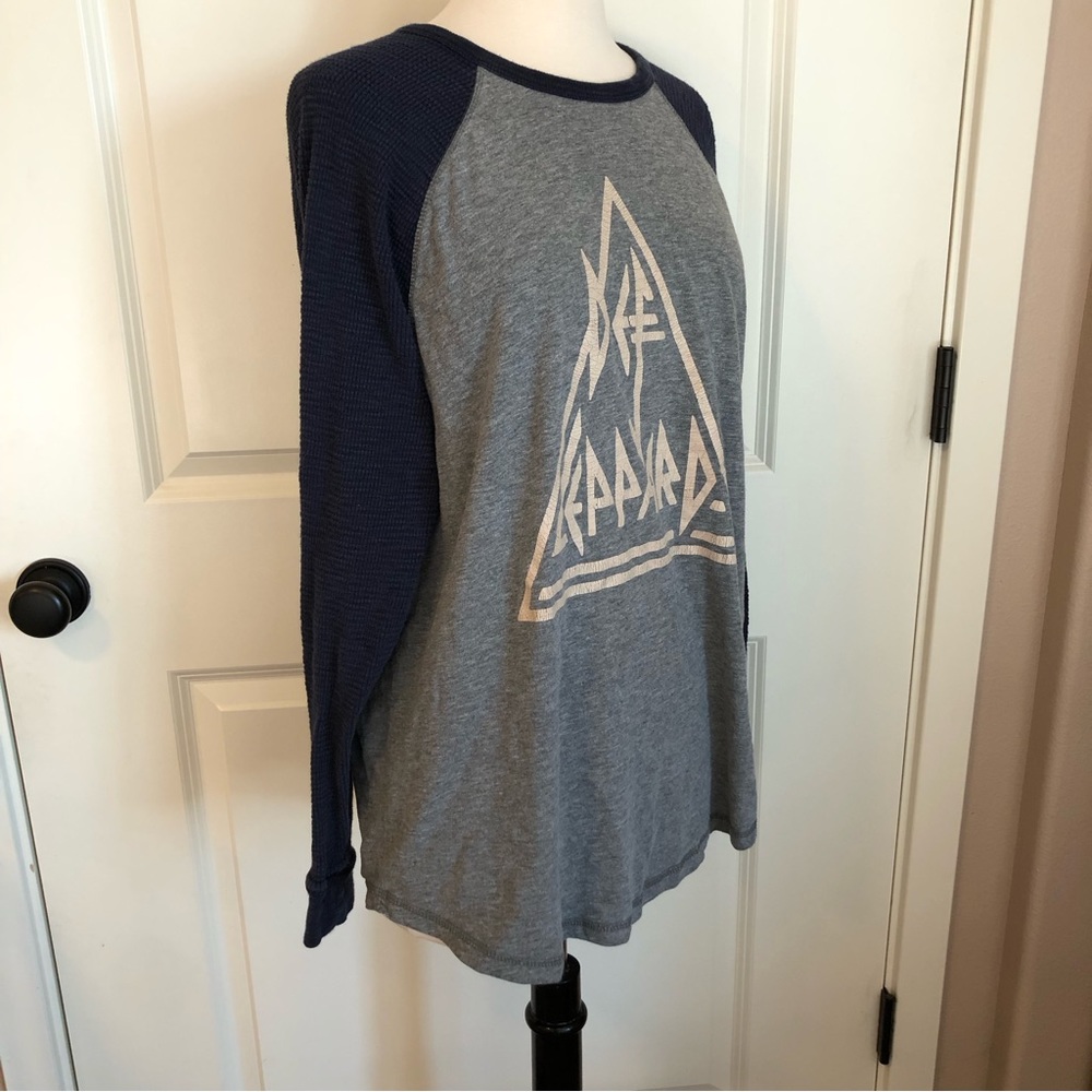 Men’s Def Leppard band long sleeve - Picture 3 of 5